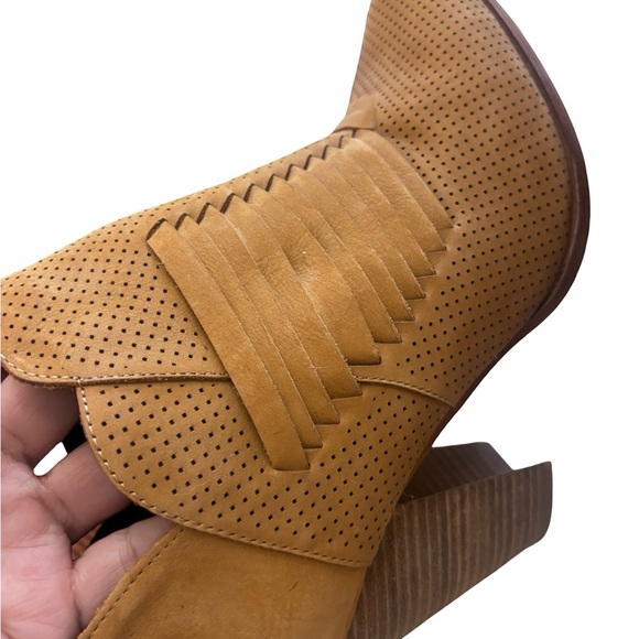 Vince Camuto Levana Tan Women's Ankle Boots Sz 10 - Picture 8 of 12